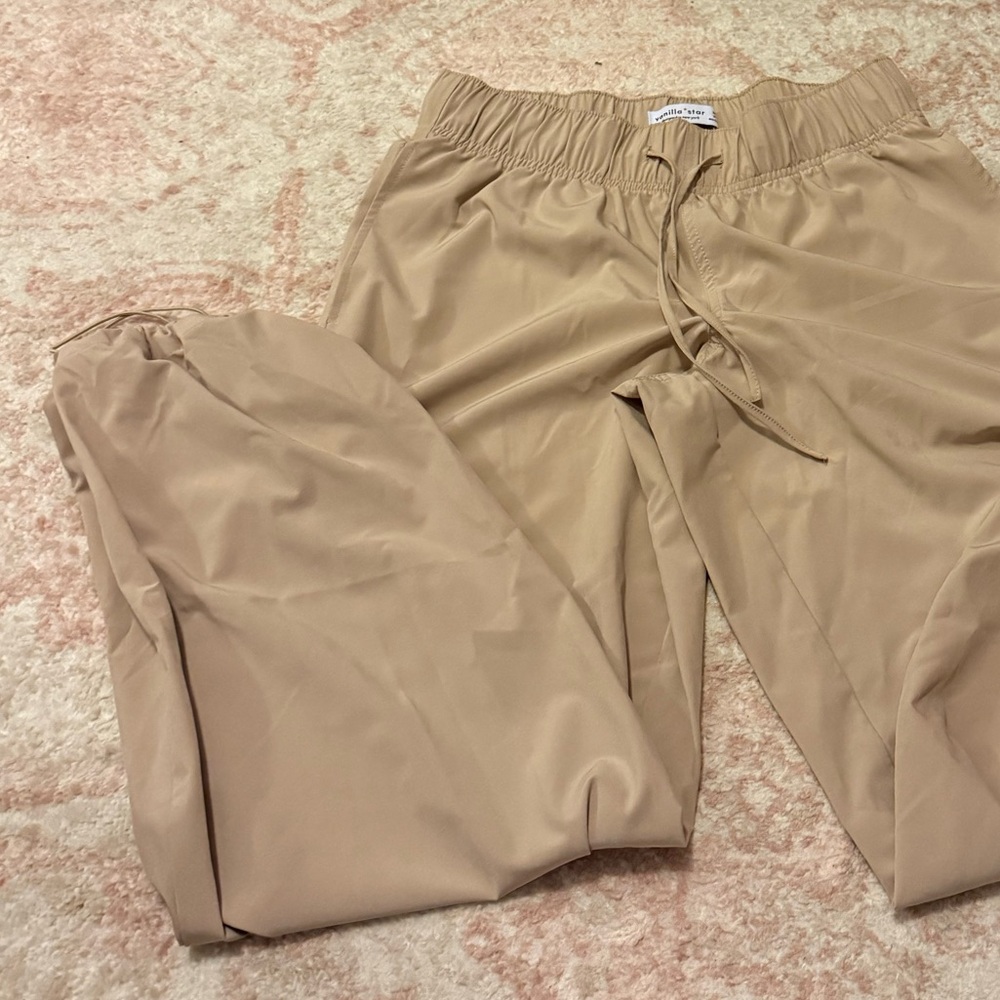 Women’s Tan Drawstring Pants